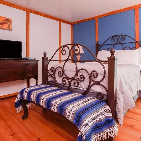 Round Top Hotel Extérieur photo
